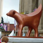 Monument to the Superlambanana