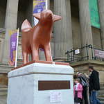 Monument to the Superlambanana