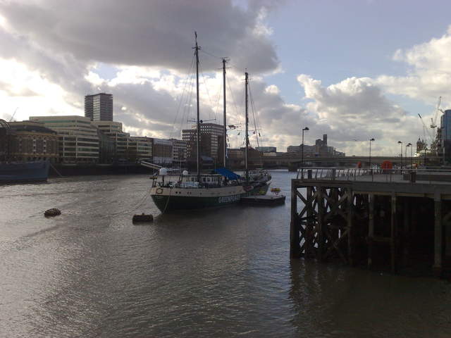 Greenpeace - Rainbow Warrior