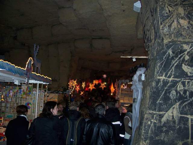 2008 027