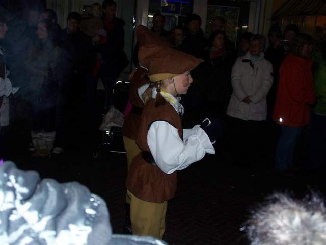 2008 073
