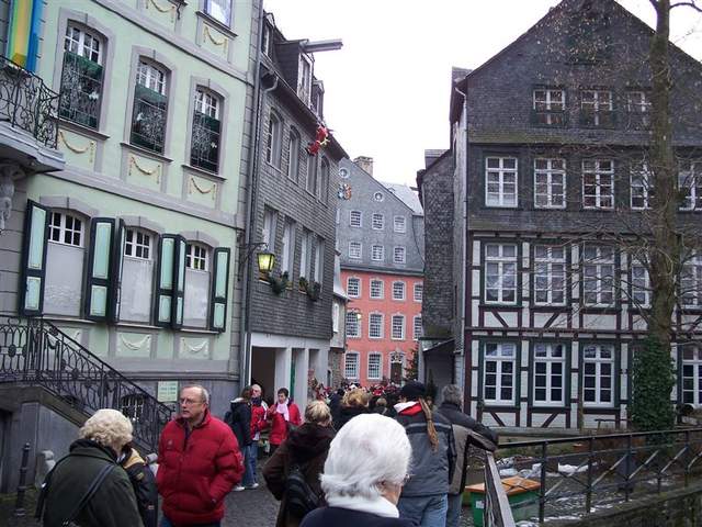2008 095