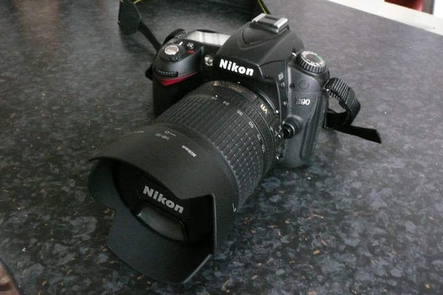 Nikon D90