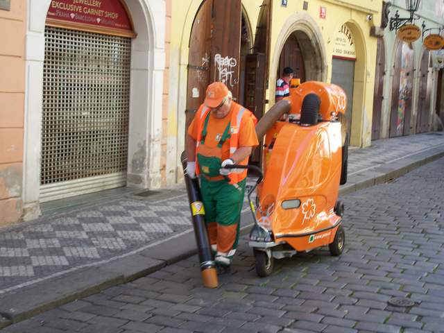100_4090.JPG