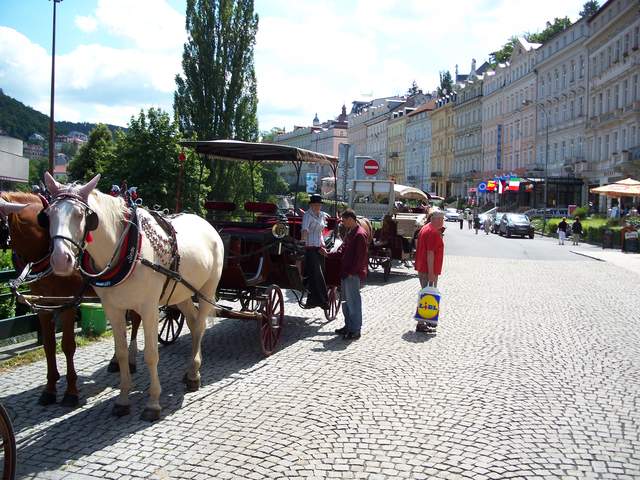 100_4300