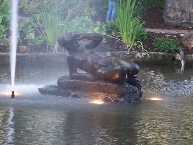 100_4408