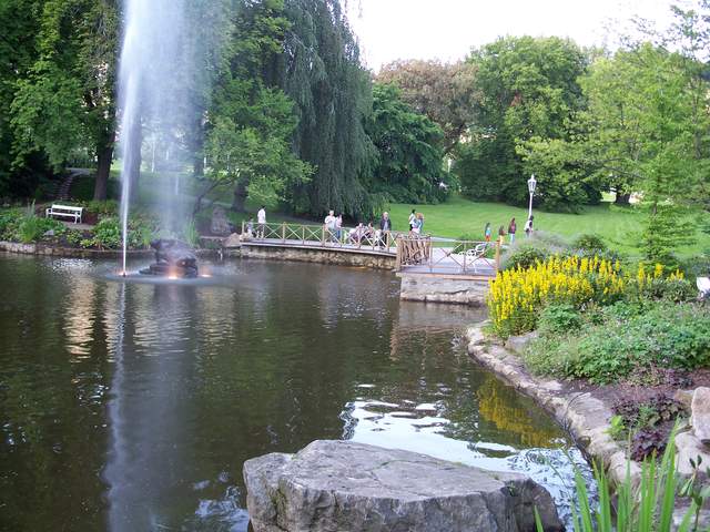 100_4409