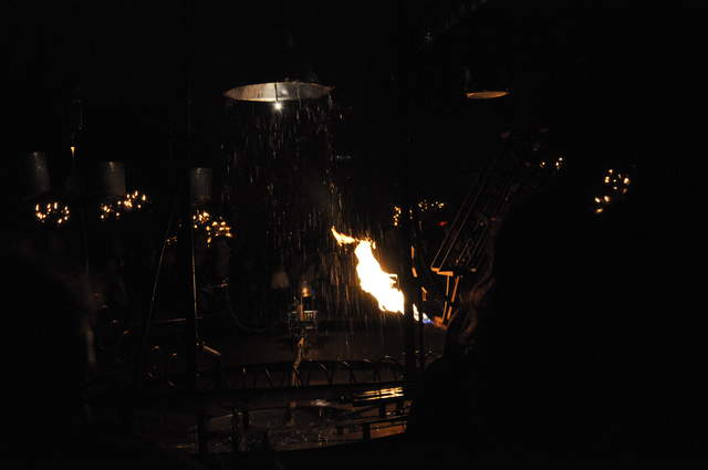 Fire fountain