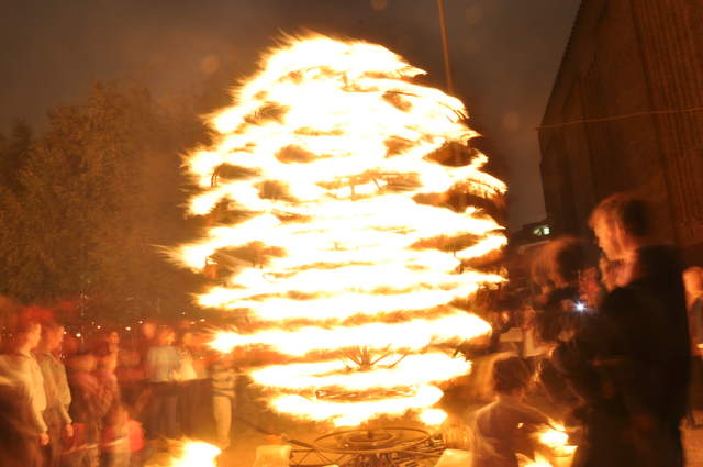 Fire garden sculptures