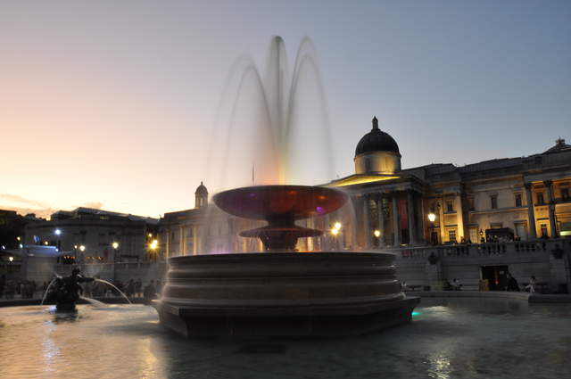 Trafalgar Sq Fountain