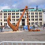 The giants anchor