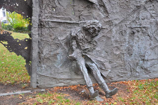 Freaky sculpture