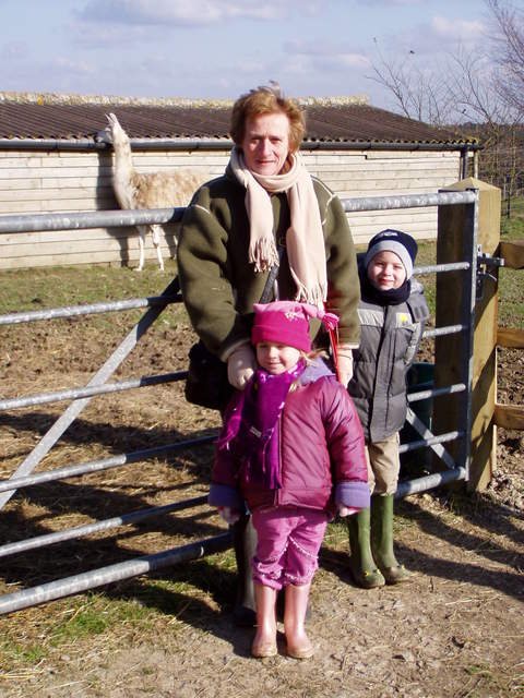 llama-farm 006