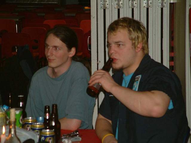 2005 003
