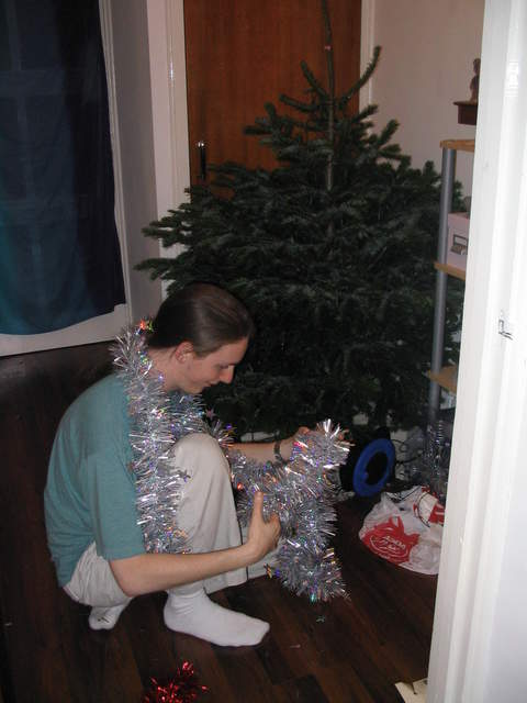Complicated things, tinsel.