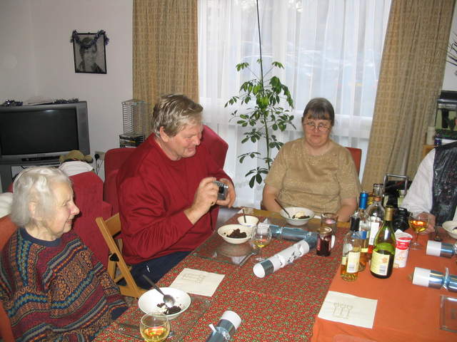 Christmas2004 054.jpg