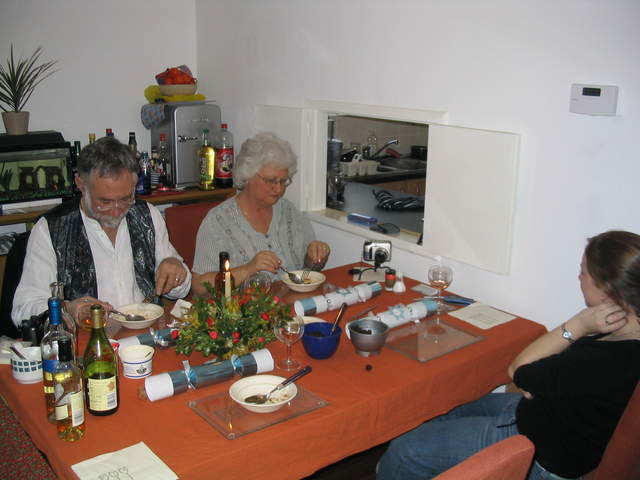 Christmas2004 057.jpg