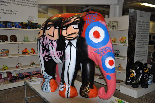 Bonus Elephant #5 - Kings of Carnaby, from the 2011 Milan Parade